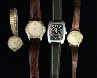 33. Group Lot of Four 4 Vintage Watches