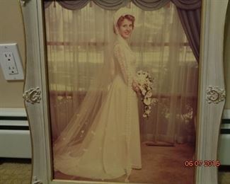 1970'S  MARSHAL FIELD WEDDING DRESS WITH VEIL FROM HIS BRIDAL SALON IN CHICAGO,                 SIZE  8.
