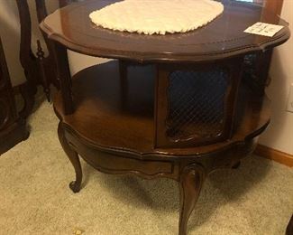 Round Accent Table
