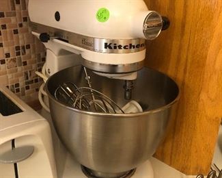 Kitchen Aide Mixer