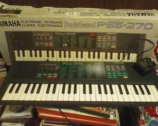 Yamaha PSS  270 keyboard