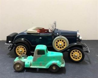  Tootsie Toy Truck and Model A Ford