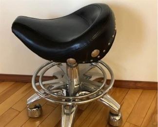  Adjustible Height Motorcycle Seat Stool