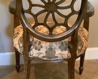 Single Web Back Accent Chair	38x24x26in	HxWxD