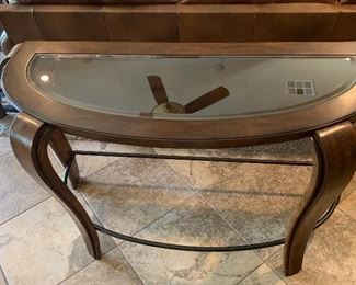 Curved Wood & Glass Half Moon Sofa Table	32x56x20in	HxWxD