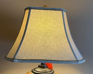 	Brown Table Lamp	28x17x13	HxWxD