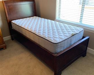 Twin Simmons Mattress with Ashely Furniture Deep Brown Frame #1	49x41x84	HxWxD