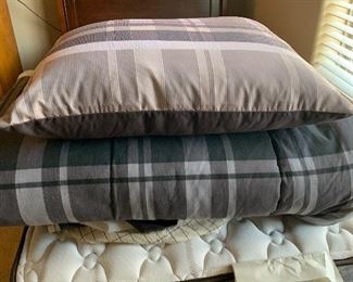 Twin Flannel Design Bedding #1	