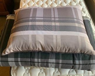 Twin Flannel Design Bedding #1	