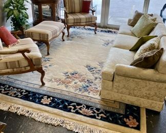 Large, Handmade, Beautiful, Plush and Thick, Fringed Rug (Measures: 8'6" x 11'10")
