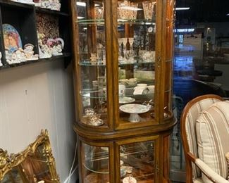 Antique, simple but elegant design, Mahogany Lighted Display Cabinet with Bowed Glass Front & Sides, with inside glass shelves  (Height 76", Width 34", Depth 12")