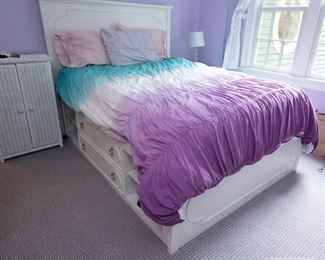 P.B. Teen Queen Size Bed w/ Storage Drawers  $395
Mattress & Box Spring are NOT INCLUDED