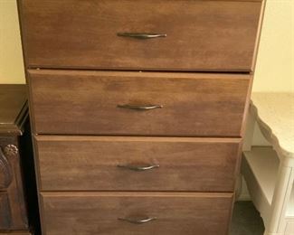 https://connect.invaluable.com/randr/auction-lot/four-drawer-tallboy-dresser_7FA4AD388B