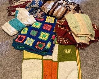 Afghans and hand knitted blankets