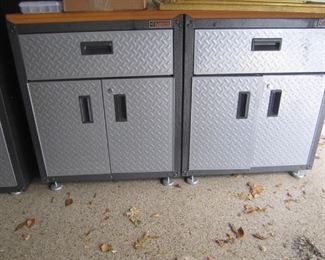GARAGE CABINET BY GLADIATORS