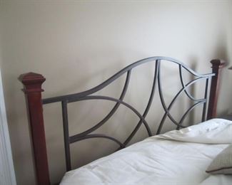 HEAD AND FOOT BOARD QS BED