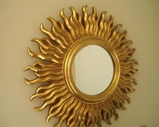ROUND MIRROR