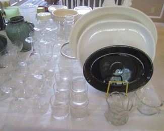 SERVING ITEMS AND GLASSES