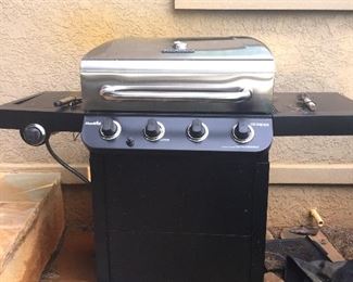 Gas grill