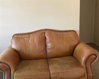 DT Leather Loveseat