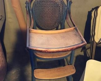 DQ Antique High Chair