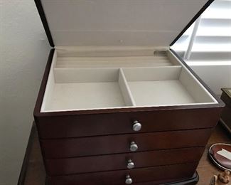 Jewelry bow with hidden storage by Reed and Barton