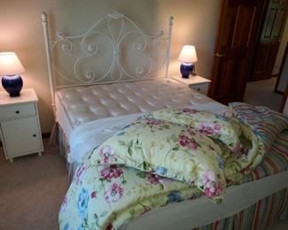 queen comforter set , nightstands, matching chest of drawers 