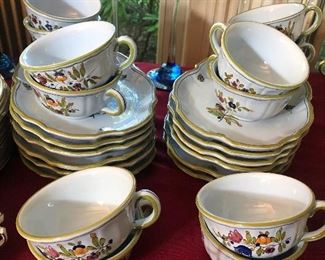 French or Italian stoneware