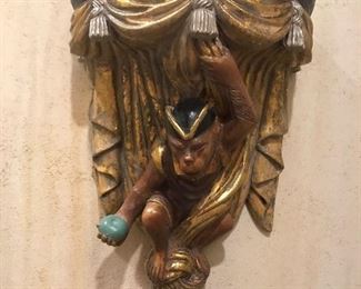 monkey wall bracket