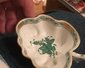Herend Nappy or small leaf dish 