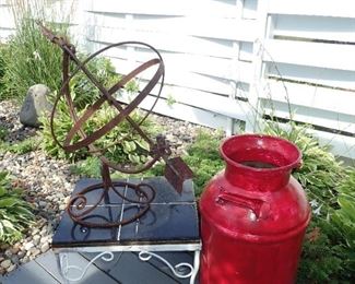 IRON ORB WITH ARROW / RED MILK CAN