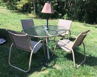 Telescope Table & 4 Chairs
