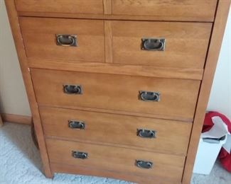 Bassett furniture matching chest of drawers
