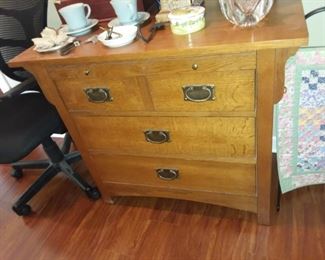 Bassett furniture matching mens half dresser with pull out shelf