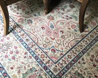 Gorgeous rug in excellent condition!