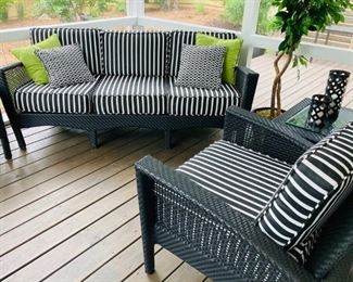 Woodard Patio Furniture Set