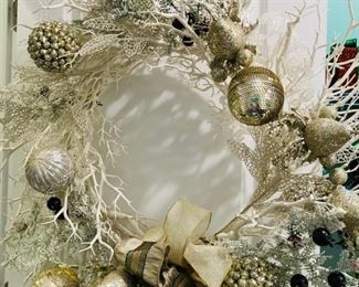 Zag Xmas Wreaths