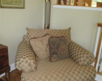 Oversized Chair ~ Thomasville Living Room Suite