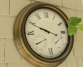 Outdoor Clock/Barometer 