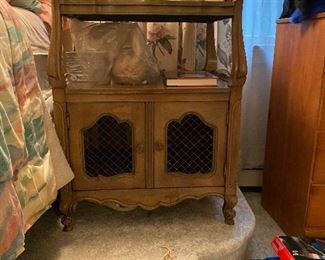2 OF THESE NIGHTSTANDS BY PAOLETTI PERIOD FURNITURE