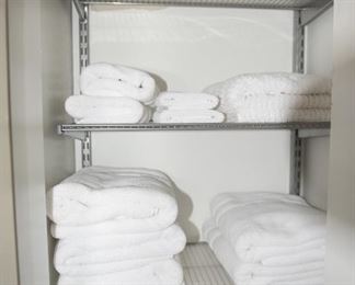White Kate Spade Bath, Hand and Washcloth Towels