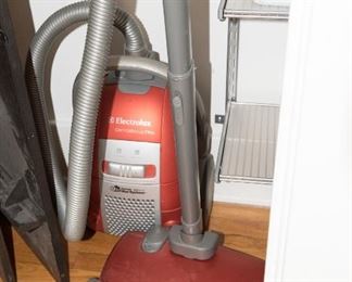Electrolux Canister Vacuum 