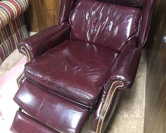Sunday$35!Lane Leather recliner
