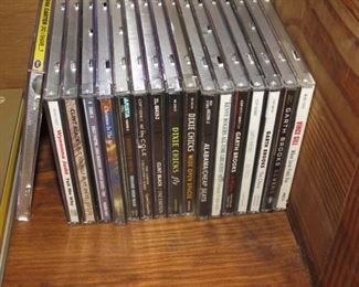 COUNTRY MUSIC CDS.