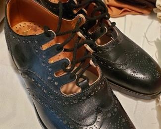 Bagpipe shoes