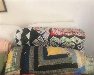 Log Cabin handmade quilt 