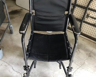 #106) $25 - Wheel Chair.