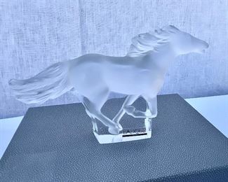 Lalique crystal horse 