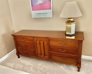 $195 Davis Cabinet Company solid cherry nine drawer dresser.  31"H x 71"W x 19"D.  Metal lamp with pleated shade.  26.5"H PAINT ME!!