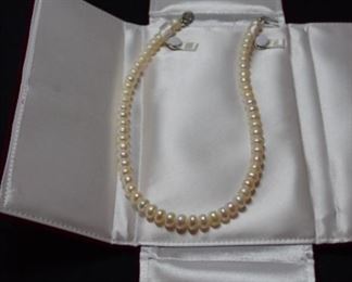 Fine Pearl Necklace